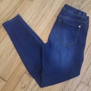 Kensie crop skinny jeans.